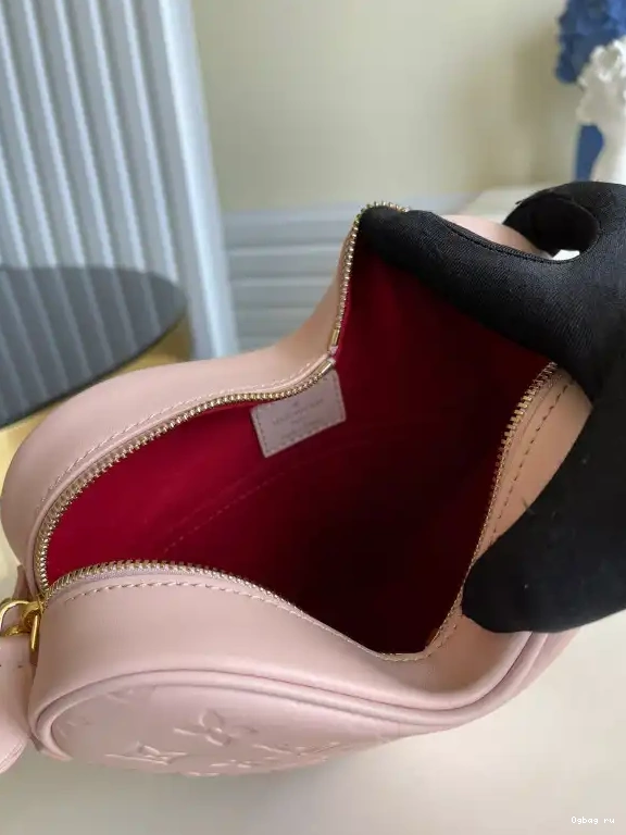 LIMITED LOUIS - VUITTON EDITION SAC CŒUR 0628
